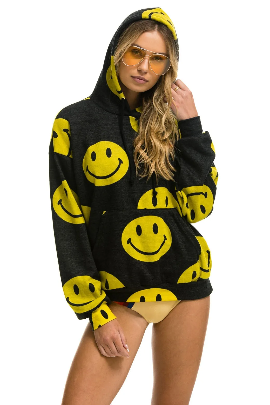 SMILEY REPEAT RELAXED PULLOVER HOODIE - BLACK