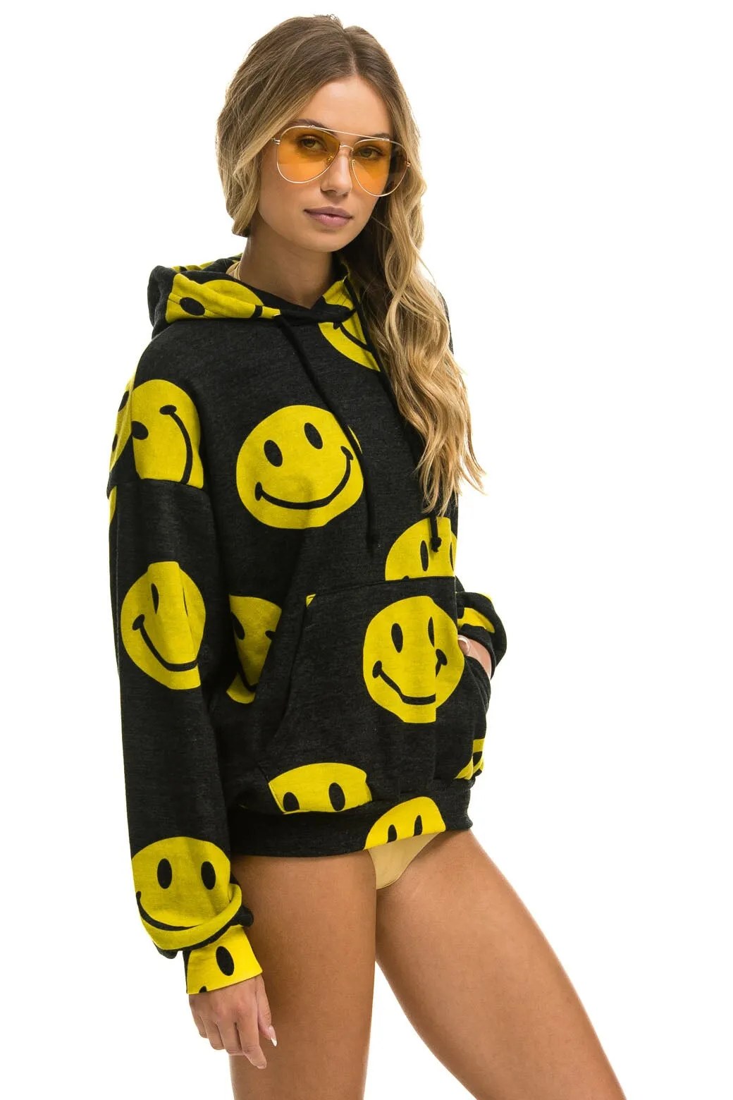 SMILEY REPEAT RELAXED PULLOVER HOODIE - BLACK