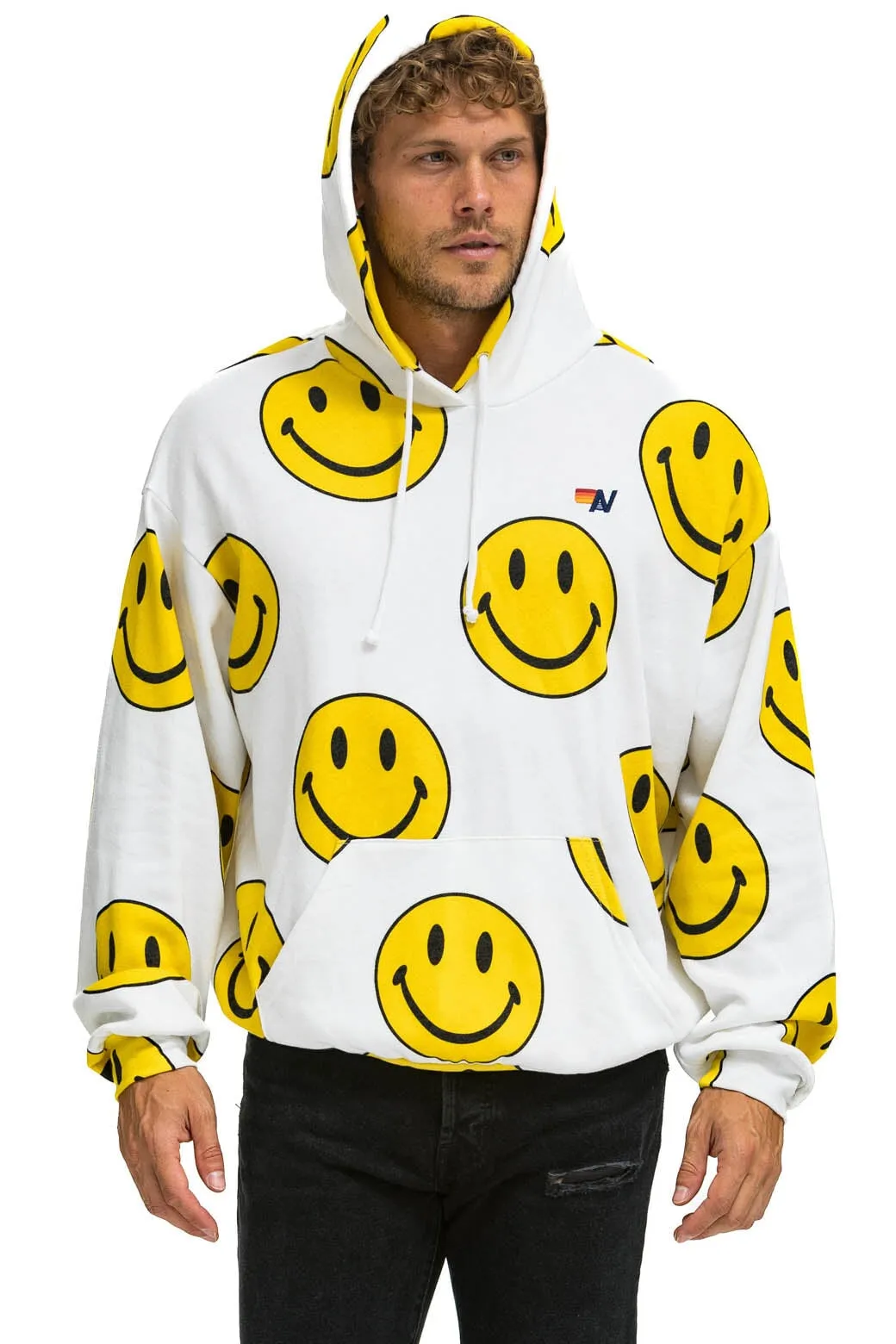 SMILEY REPEAT RELAXED PULLOVER HOODIE - WHITE